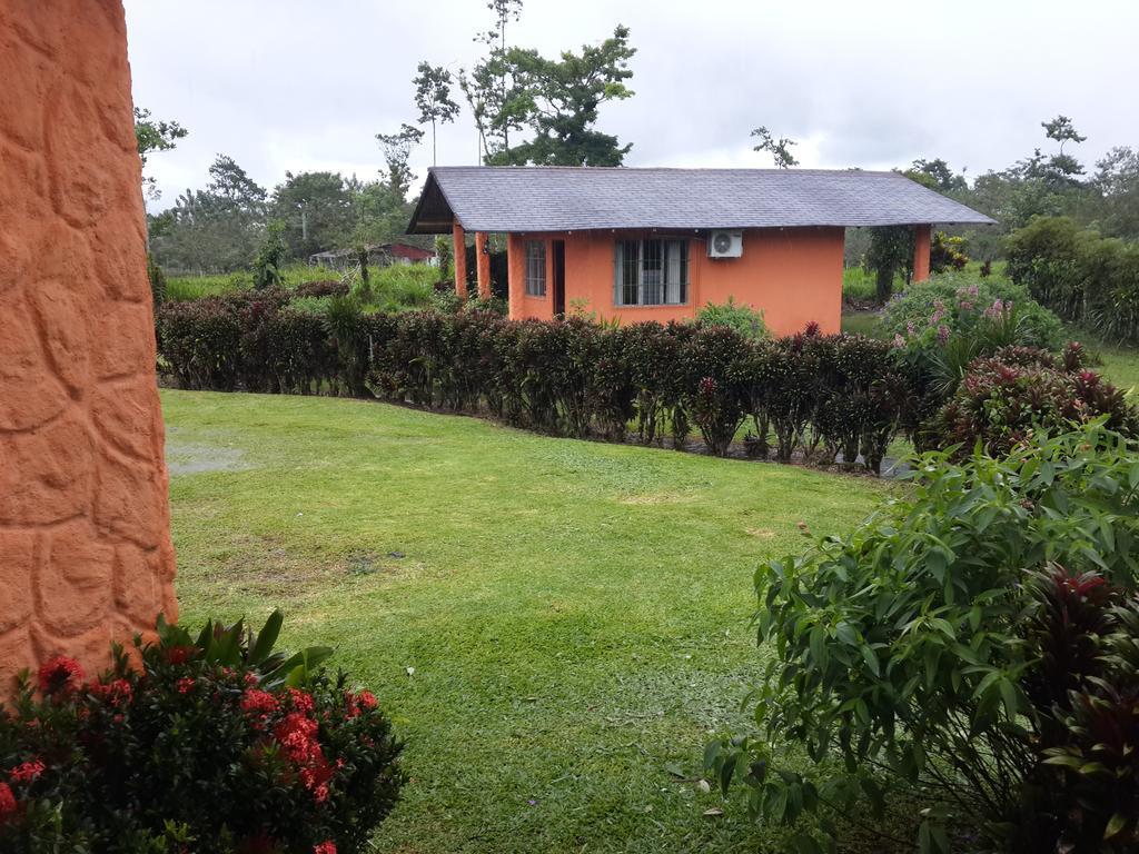 Hotel Cabinas Los Guayabos La Fortuna Exteriér fotografie