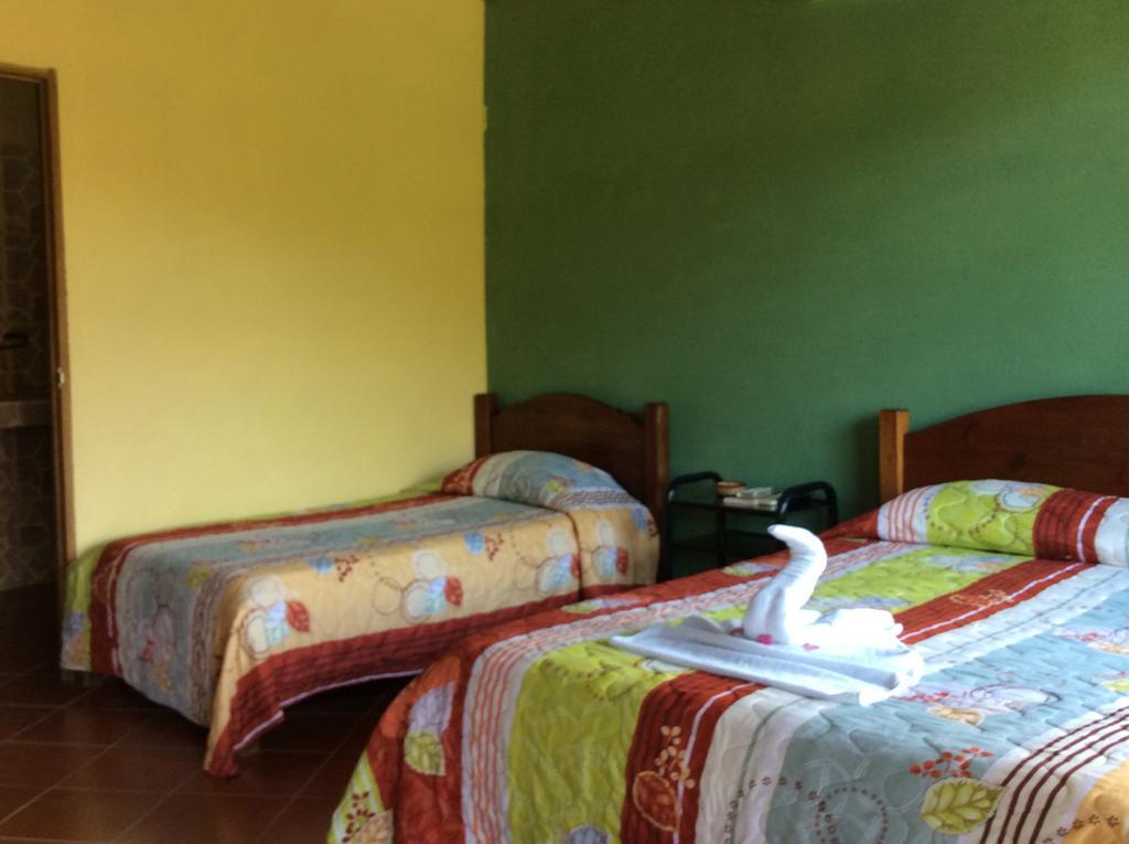 Hotel Cabinas Los Guayabos La Fortuna Exteriér fotografie