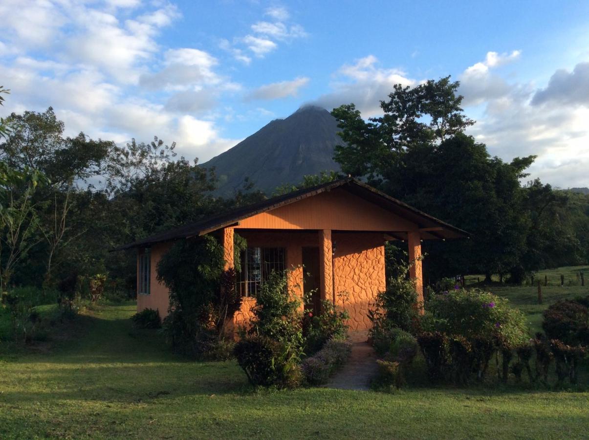 Hotel Cabinas Los Guayabos La Fortuna Exteriér fotografie
